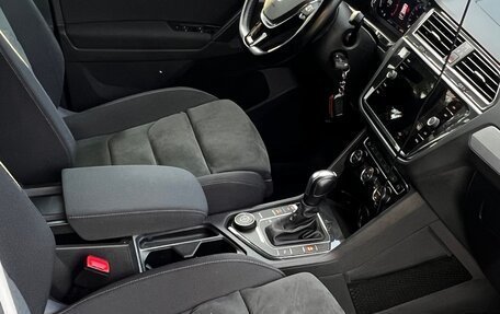 Volkswagen Tiguan II, 2020 год, 3 220 000 рублей, 12 фотография