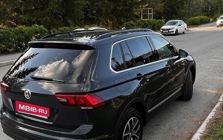 Volkswagen Tiguan II, 2020 год, 3 220 000 рублей, 13 фотография