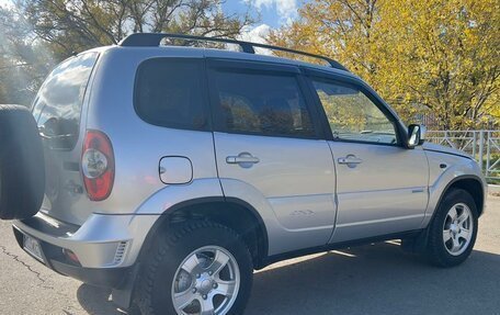 Chevrolet Niva I рестайлинг, 2012 год, 610 000 рублей, 4 фотография