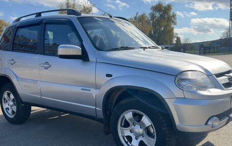 Chevrolet Niva I рестайлинг, 2012 год, 610 000 рублей, 5 фотография
