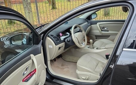 Renault Laguna III рестайлинг, 2008 год, 800 000 рублей, 13 фотография