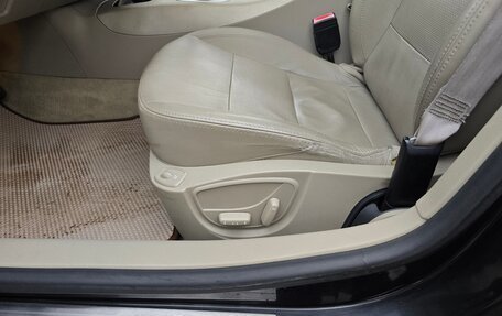 Renault Laguna III рестайлинг, 2008 год, 800 000 рублей, 23 фотография