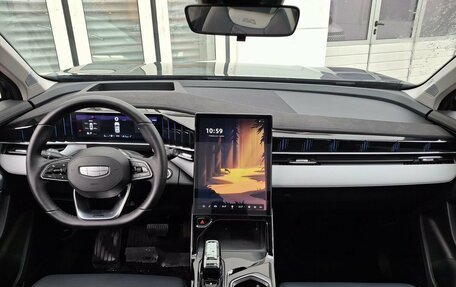 Geely Atlas, 2024 год, 3 190 000 рублей, 4 фотография