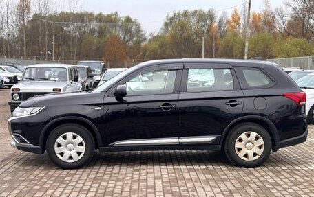 Mitsubishi Outlander III рестайлинг 3, 2018 год, 1 701 000 рублей, 4 фотография