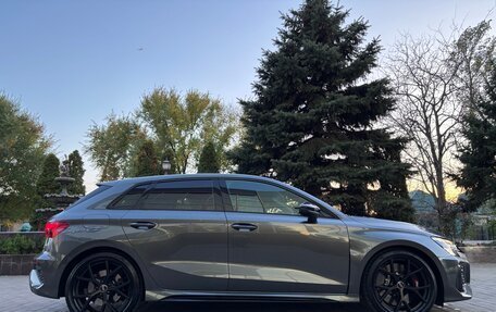 Audi RS 3, 2022 год, 6 900 000 рублей, 7 фотография