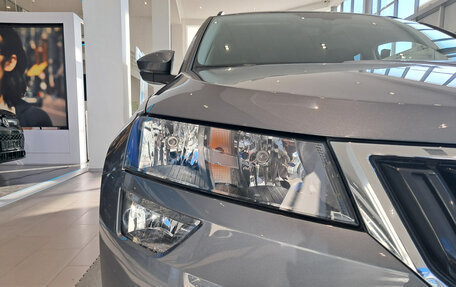 Skoda Karoq I, 2021 год, 2 674 000 рублей, 21 фотография