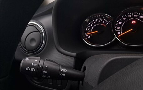 Renault Logan II, 2019 год, 1 150 000 рублей, 10 фотография