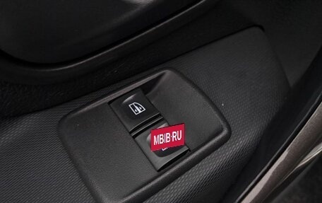 Renault Logan II, 2019 год, 1 150 000 рублей, 13 фотография