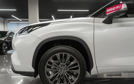 Toyota Highlander, 2025 год, 6 150 000 рублей, 27 фотография