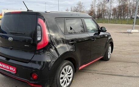 KIA Soul II рестайлинг, 2018 год, 1 400 000 рублей, 4 фотография