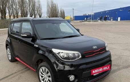KIA Soul II рестайлинг, 2018 год, 1 400 000 рублей, 2 фотография