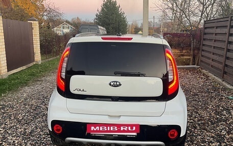 KIA Soul II рестайлинг, 2018 год, 1 650 000 рублей, 5 фотография