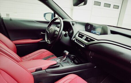 Lexus UX I, 2019 год, 2 749 000 рублей, 14 фотография