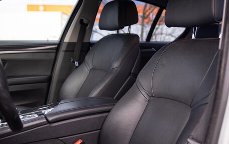 BMW 5 серия, 2013 год, 2 150 000 рублей, 28 фотография