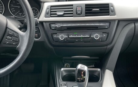 BMW 3 серия, 2014 год, 1 800 000 рублей, 16 фотография