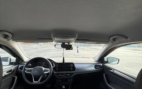 Volkswagen Polo VI (EU Market), 2021 год, 1 550 000 рублей, 3 фотография