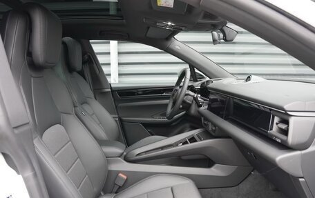 Porsche Macan, 2025 год, 12 800 000 рублей, 12 фотография