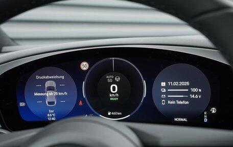 Porsche Macan, 2025 год, 12 800 000 рублей, 14 фотография