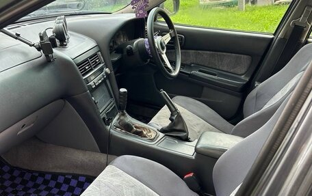 Nissan Skyline, 2000 год, 850 000 рублей, 9 фотография