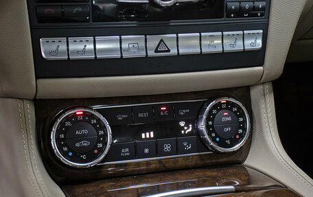 Mercedes-Benz CLS, 2012 год, 2 450 000 рублей, 17 фотография