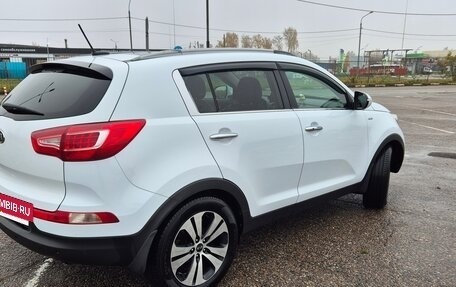 KIA Sportage III, 2011 год, 1 350 000 рублей, 2 фотография