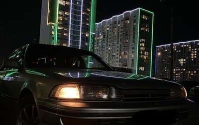 Toyota Carina, 1990 год, 135 000 рублей, 1 фотография