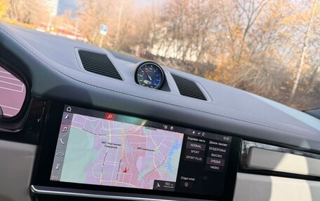 Porsche Cayenne III, 2018 год, 4 950 000 рублей, 8 фотография