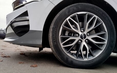 KIA K5, 2022 год, 3 200 000 рублей, 26 фотография