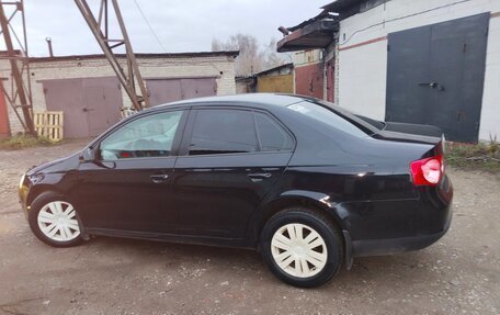 Volkswagen Jetta VI, 2008 год, 600 000 рублей, 4 фотография