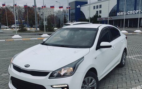 KIA Rio IV, 2017 год, 1 630 000 рублей, 2 фотография