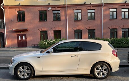 BMW 1 серия, 2010 год, 1 000 000 рублей, 8 фотография