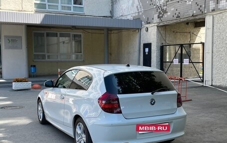 BMW 1 серия, 2010 год, 1 000 000 рублей, 15 фотография