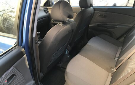 KIA Rio II, 2011 год, 650 000 рублей, 6 фотография