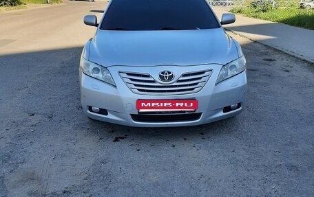 Toyota Camry, 2008 год, 1 150 000 рублей, 2 фотография