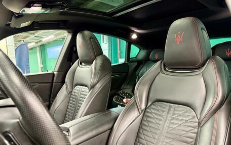 Maserati Levante I, 2019 год, 6 500 000 рублей, 25 фотография