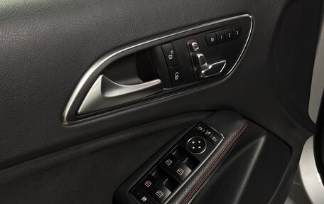 Mercedes-Benz A-Класс AMG, 2017 год, 3 200 000 рублей, 15 фотография