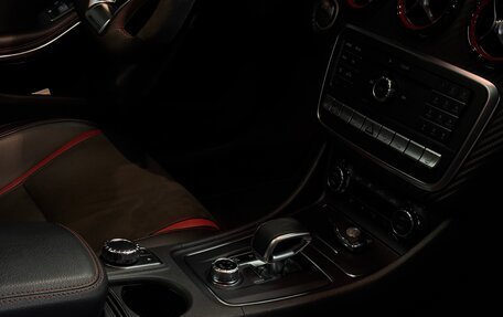 Mercedes-Benz A-Класс AMG, 2017 год, 3 200 000 рублей, 16 фотография