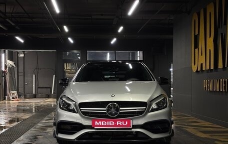 Mercedes-Benz A-Класс AMG, 2017 год, 3 200 000 рублей, 7 фотография