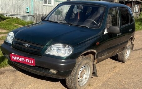 Chevrolet Niva I рестайлинг, 2005 год, 230 000 рублей, 3 фотография