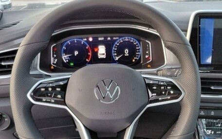 Volkswagen T-Roc I, 2025 год, 2 500 000 рублей, 5 фотография