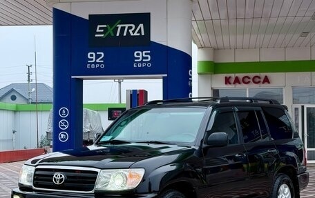 Toyota Land Cruiser 100 рестайлинг 2, 2005 год, 1 900 000 рублей, 1 фотография