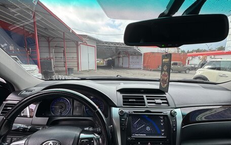 Toyota Camry, 2015 год, 2 070 000 рублей, 2 фотография