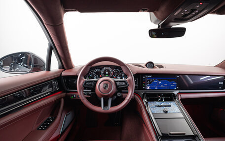 Porsche Panamera, 2025 год, 28 690 000 рублей, 13 фотография