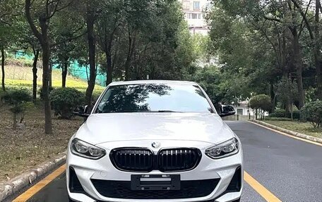 BMW 1 серия, 2021 год, 1 810 123 рублей, 2 фотография
