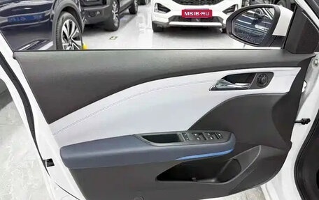 Chevrolet Monza, 2023 год, 1 200 069 рублей, 12 фотография