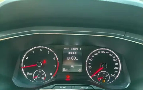 Volkswagen T-Cross I, 2022 год, 1 780 000 рублей, 10 фотография