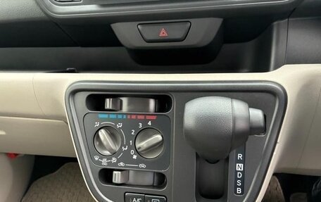 Toyota Passo III, 2018 год, 670 000 рублей, 12 фотография