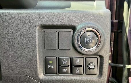 Toyota Passo III, 2022 год, 800 000 рублей, 12 фотография