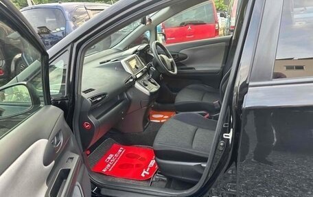 Toyota Wish II, 2012 год, 1 038 000 рублей, 7 фотография