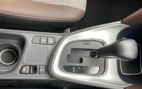 Toyota Yaris Cross, 2022 год, 1 650 000 рублей, 8 фотография